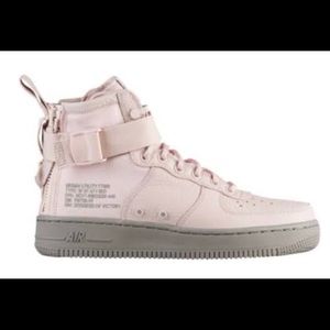 Nike SF Air Force 1 Mid